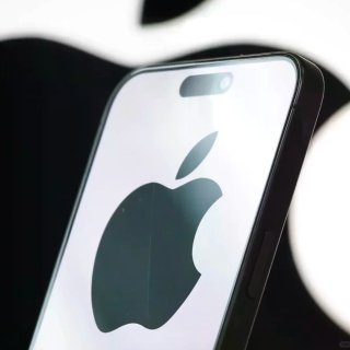 苹果产品全面提价，AI进入全民买单时代...