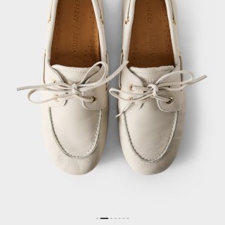 Sperry & Aritzia Sli...