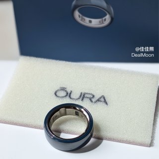 Oura Ring 4 Ceramic ...