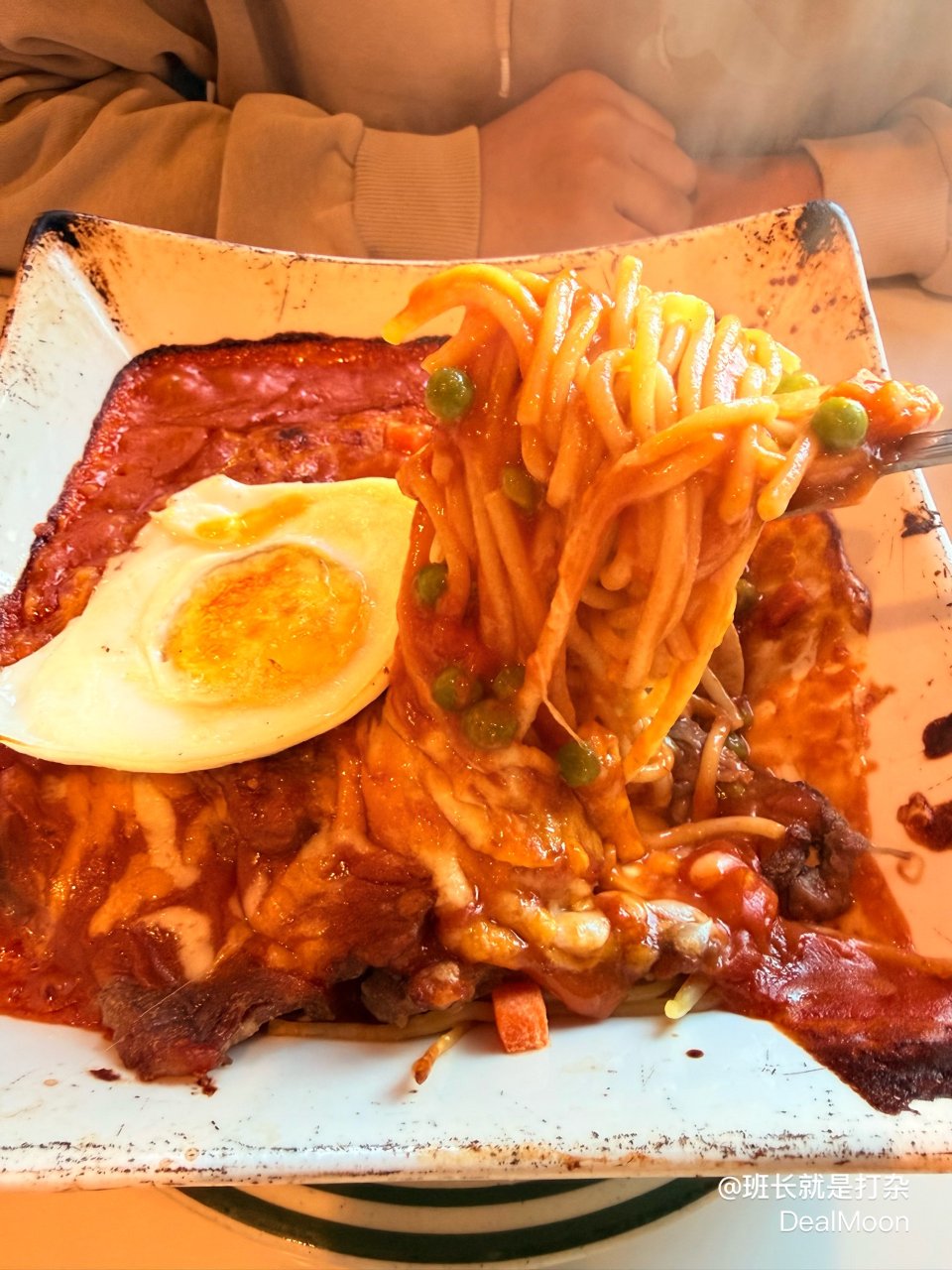 🍝这盘牛肉煎蛋意粉，直接封神了！...