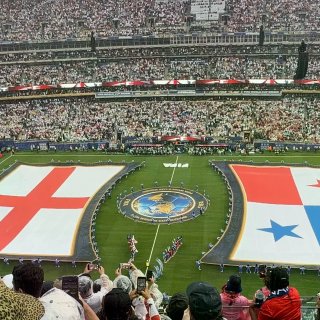 英格兰🏴󠁧󠁢󠁥󠁮󠁧󠁿 看贝克汉姆来了...