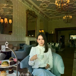 Afternoon tea at Mat...