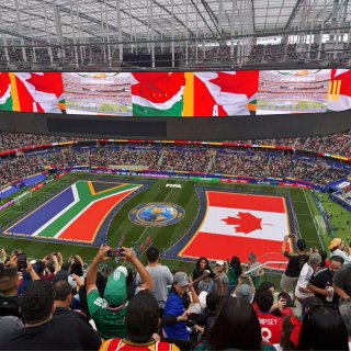 ⚽️🇨🇦1:🇿🇦0⚽️...