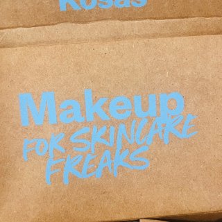 💠Kosas 遮瑕☑️必须在美妆界占有一...