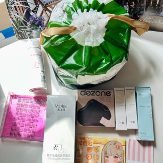 小红花美妆开箱：国货护肤彩妆一次买齐...