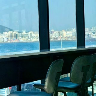 🇰🇷济州岛｜一家可以接住飞机的咖啡店✈️...