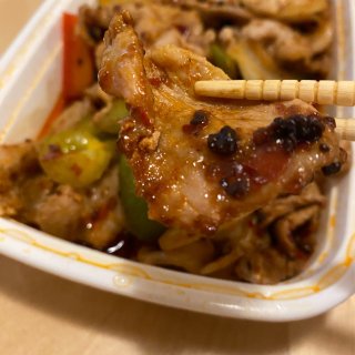 四川口味的盐煎肉😁配豆花肥牛...