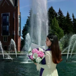 UW💜🎓 Let’s毕业！👩‍🎓...