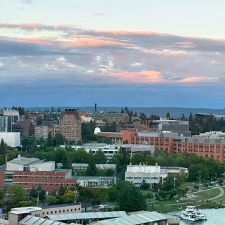 UW Capstone💜恭喜我完成毕业P...