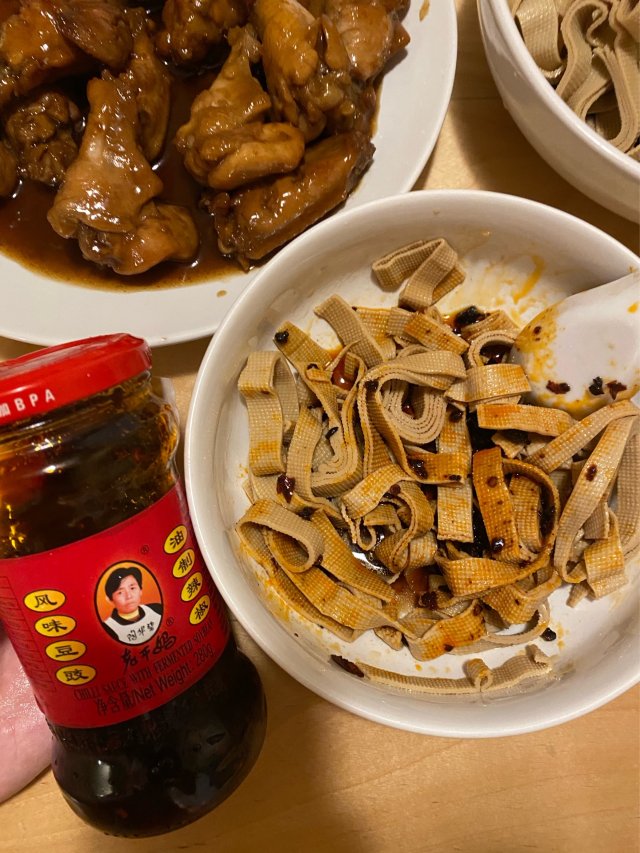 高碑店香豆卷做快手版本凉拌豆腐皮配...