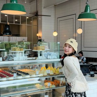Tatte Bakery Cafe We...