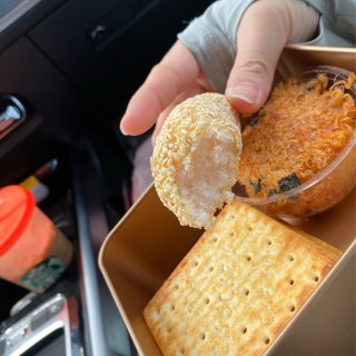 早餐《咖啡➕甜品》...