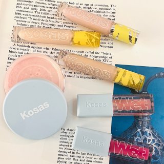 💠Kosas 遮瑕☑️必须在美妆界占有一...