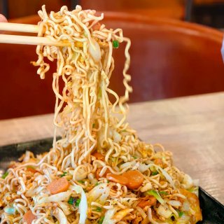 洛杉矶聚餐｜烤牛舌香迷糊了可以连吃8串🍢...