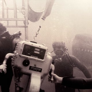 🎬《大白鲨》50周年纪念展 (Jaws:...