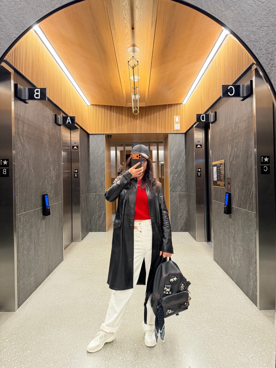LV Get Ready Cap S00 - Women - Accessories | LOUIS VUITTON ®,Tomas Maier,Stuart Weitzman 斯图尔特·韦茨曼,Coach 蔻驰,AGOLDE,Joie 巧儿宜
