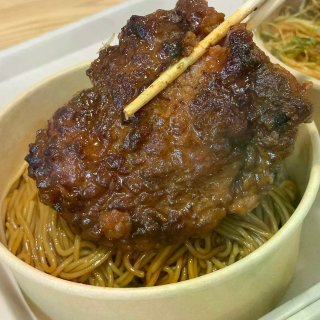 纽约🌟一口爆汁的上海生煎...