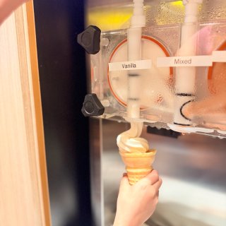 海底捞夏日新品测评！百香果酸汤锅！...