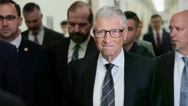 比尔·盖茨公开承认：曾遭爱泼斯坦“...