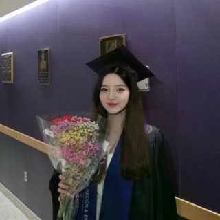 UW🎓💜 我毕业啦！...