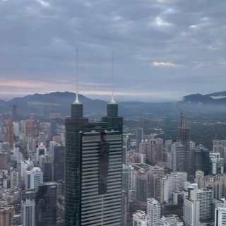 在全球最高瑞吉，欣赏夜景🌃邂逅日出🌅...