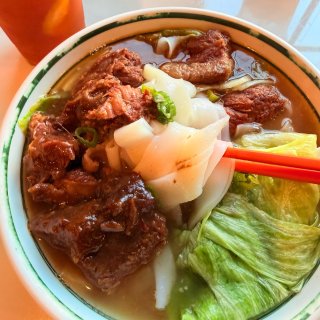 🍝这盘牛肉煎蛋意粉，直接封神了！...
