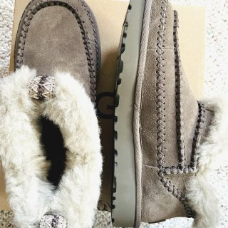 UGG Alpine真不太好穿脱…但我还...