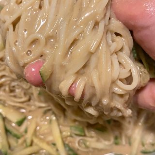 酸酸的好开胃的夏日黄瓜🥒凉面💕三种香醋调...