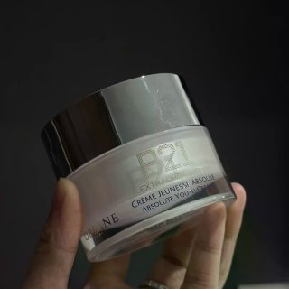 今夏终于找到不和底妆打架的贵妇面霜🩶🤍...