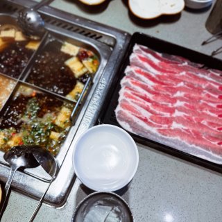 【圣地亚哥餐厅】今日份的开心是海底捞给的...