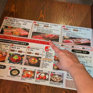 🇺🇸洛杉矶爆火韩国明星同款韩式烤肉店🥩！...