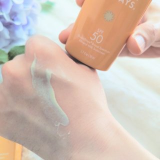 Summer Fridays SPF50...