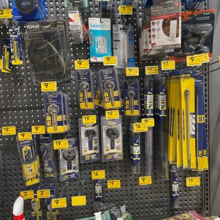 Lowe’s 清仓区