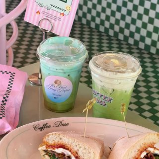 尔湾｜复古粉嫩Brunch咖啡店💗别被外...