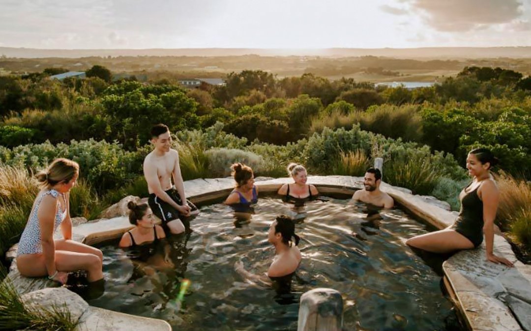 8ae58db7-c264-491b-a6e5-e6bb6f4d94f9-13924-melbourne-mornington-peninsula-hot-springs---bath-house-revitalise-02.jpg