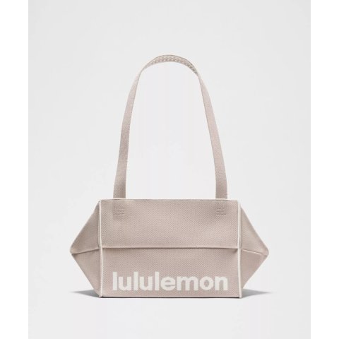 lululemonFold It Hold It 单肩包 5.8L