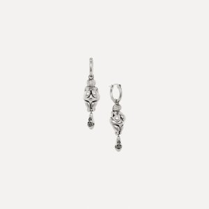 Venus 小号复古耳环 $295