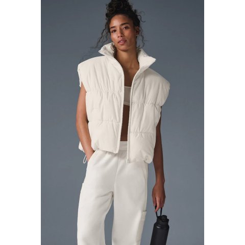 ALO Incline Puffer 羽绒马甲 象牙白