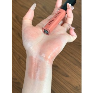 Bobbi Brown 润色油润唇釉