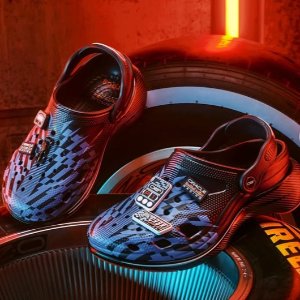 CrocsCrocs 经典洞洞鞋 黑色