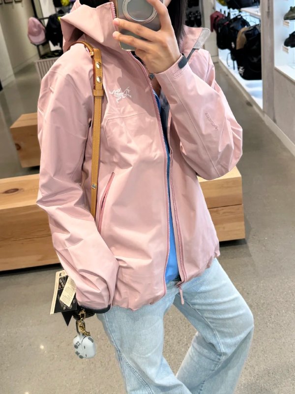 Beta 女款保暖夹克