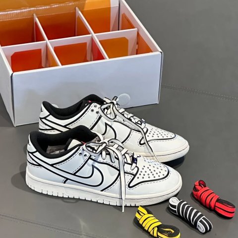  Dunk Low 乐高联名款 男童鞋