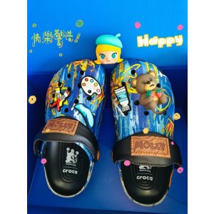 CrocsCrocs MOLLY Classic Clog 联名洞洞鞋