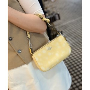 元气浅黄自带柔光滤镜Nolita 19 花卉蝴蝶结手袋