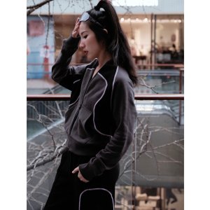 超级酷！这个系列超火的lululemon SLNSH系列 女士厚法式卫衣