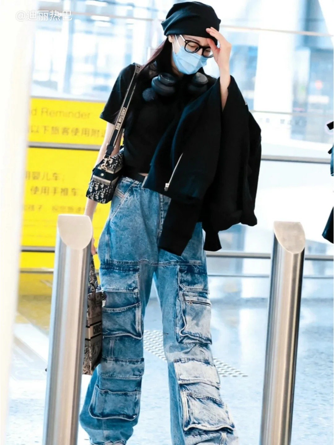 迪丽热巴同款_DIESEL的裤子好像有点酷！_2_时髦鉴定师cc_来自小红书网页版.jpg