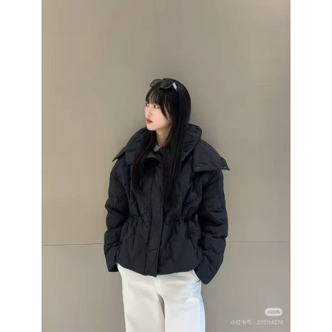 Alessia 羽绒夹克 黑色