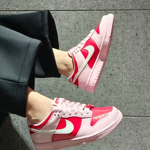  Dunk Low 女童款 情人节