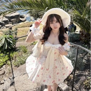 3折起 初恋小白裙€64