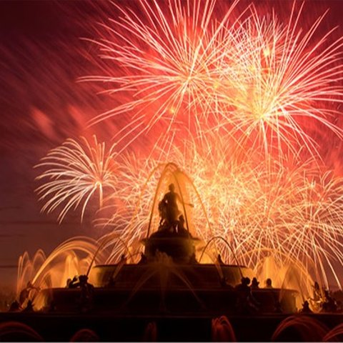 活动详情页直达>>凡尔赛宫 仲夏烟花秀